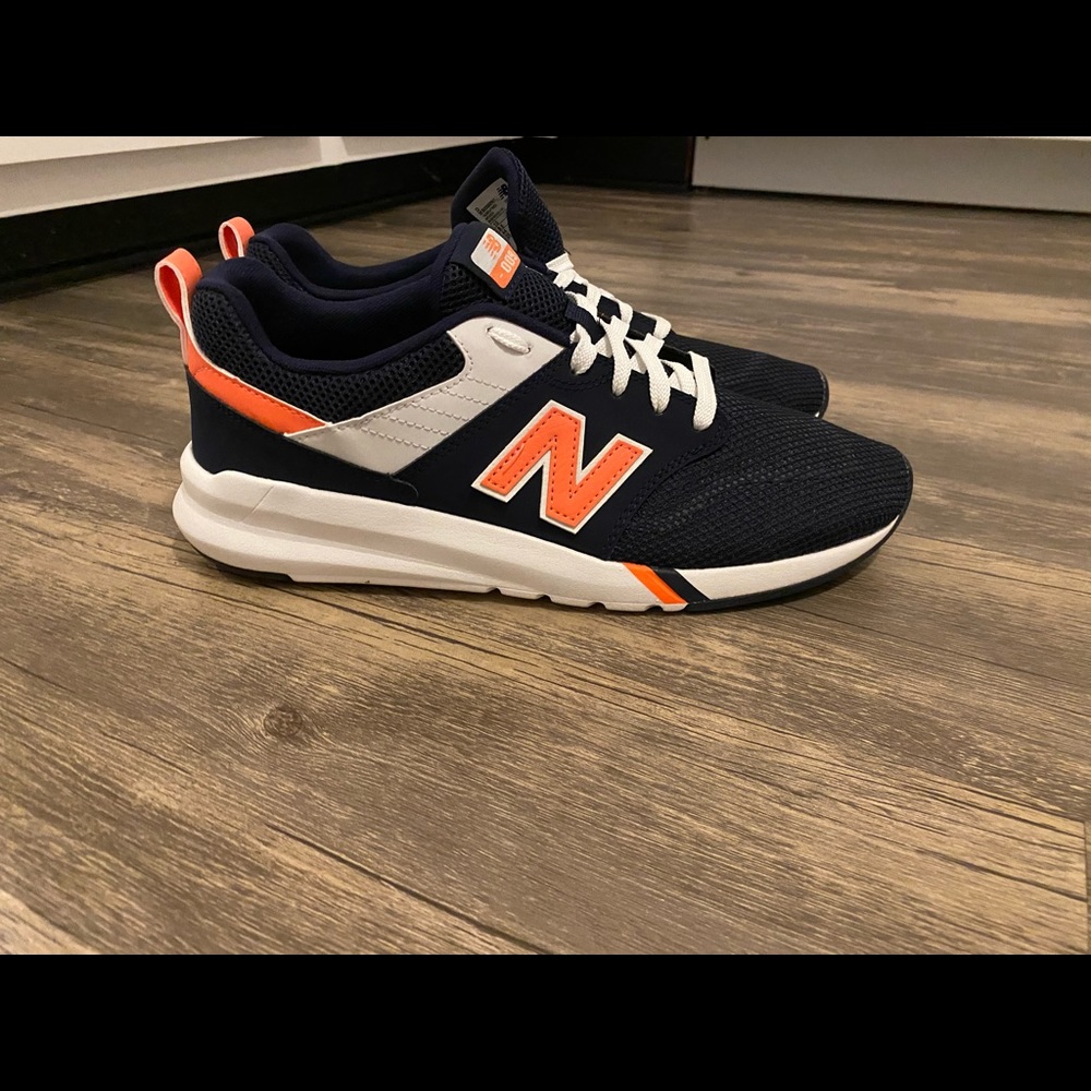 New Balance 009 sneakers